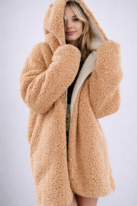 Verónica | Encantadora chaqueta teddy con capucha